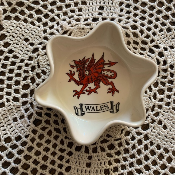 Vintage Ashtray with Wales Crest